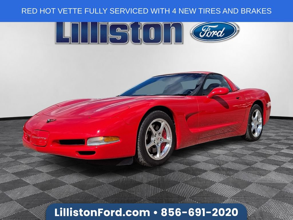 Used 2002 Chevrolet Corvette Coupe w/ Preferred Equipment Group2 RWD image 1