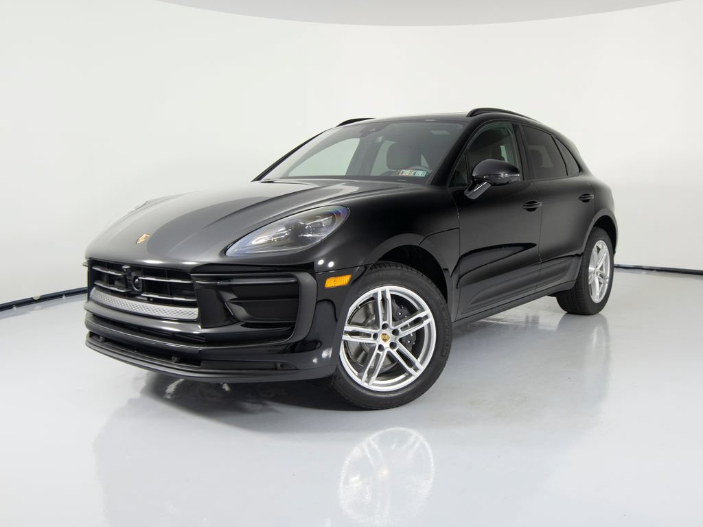 New 2026 Porsche Macan AWD/4WD image 1
