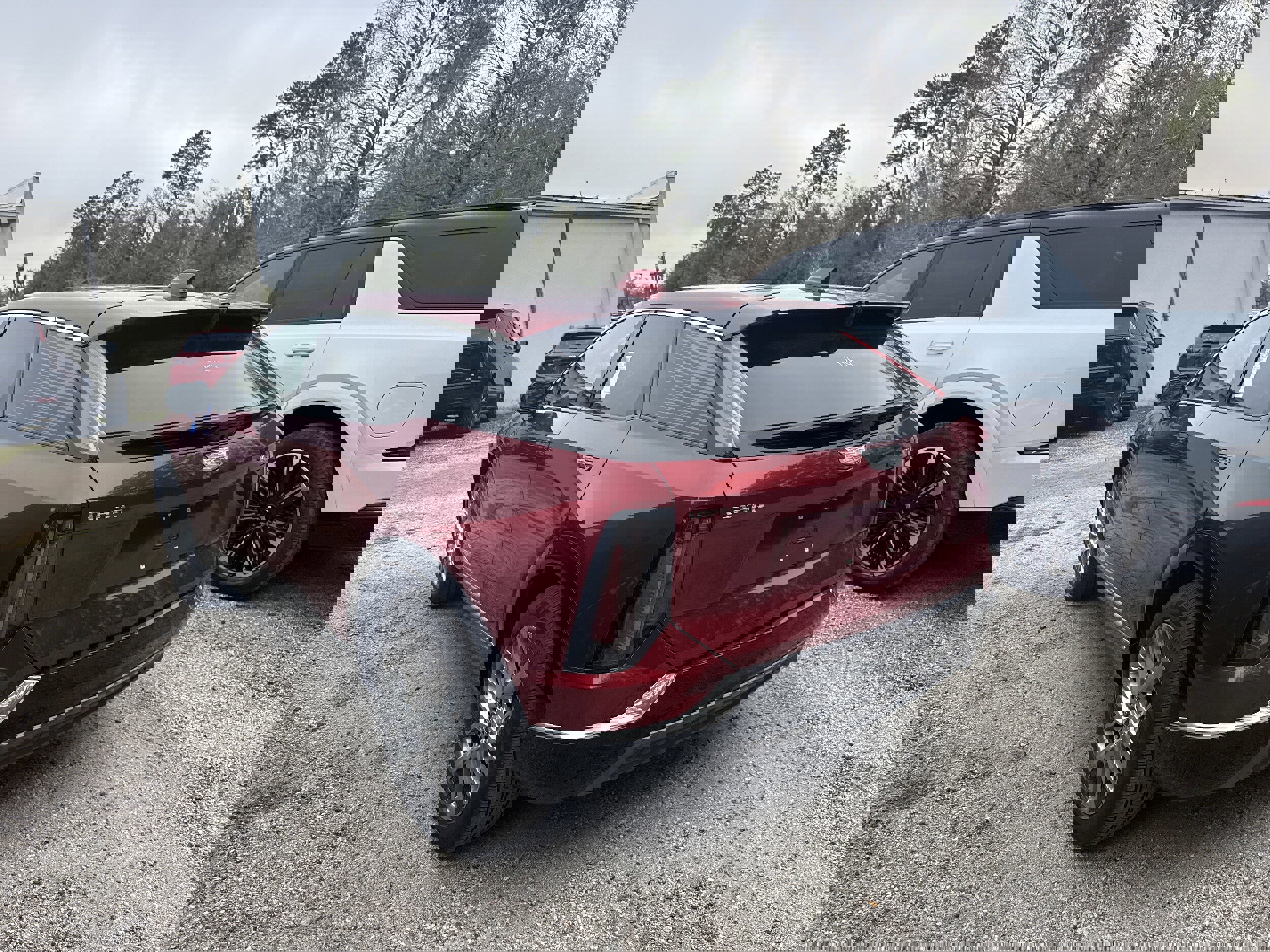 Used 2026 Cadillac Optiq Luxury 1 image 4