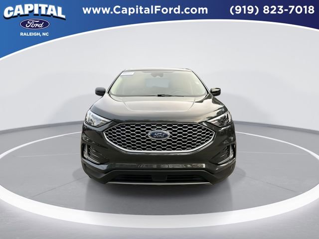 Certified 2023 Ford Edge SEL w/ Convenience Package AWD/4WD image 3