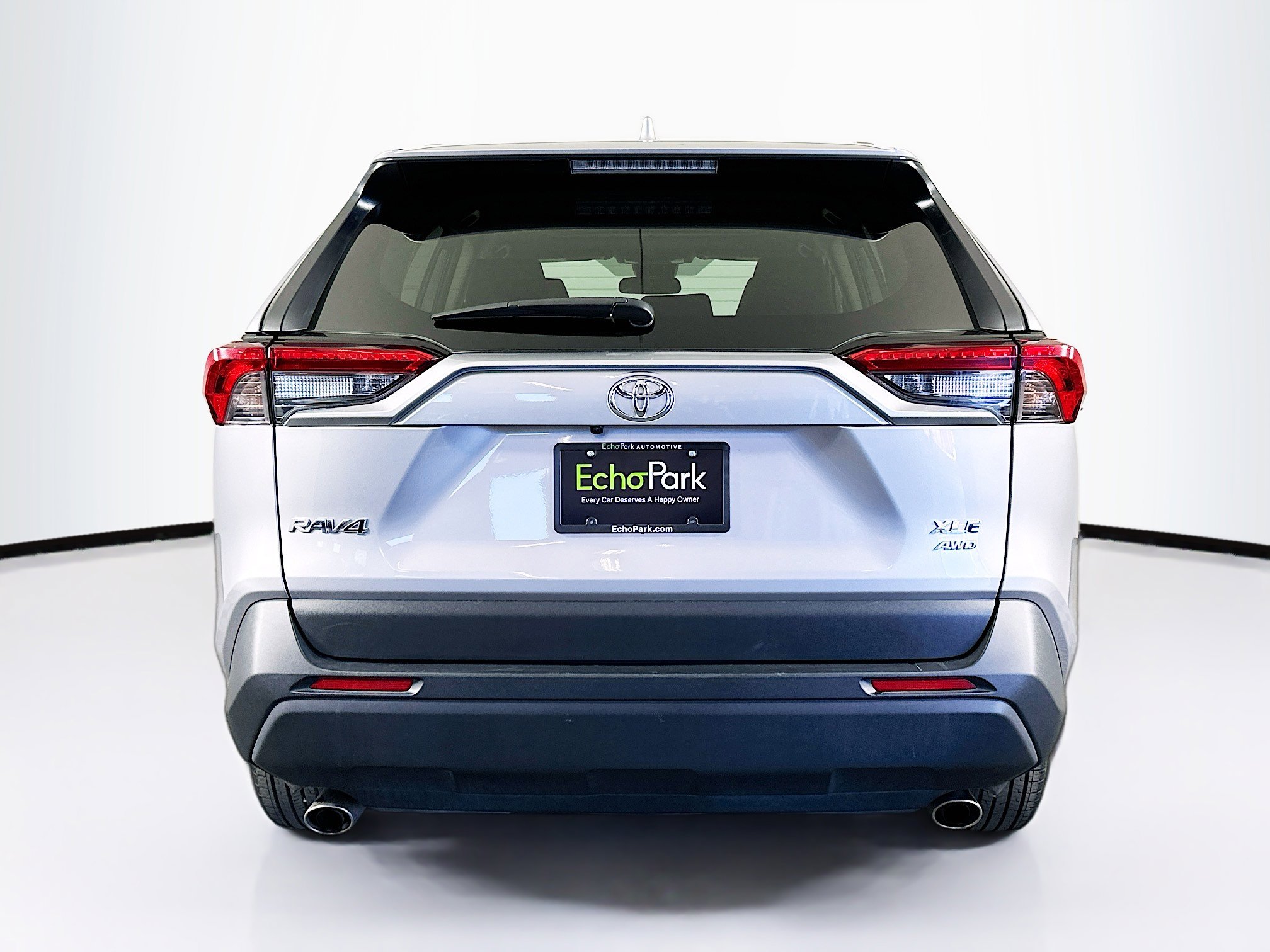 Used 2024 Toyota RAV4 XLE image 7