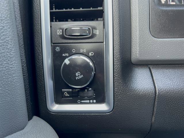 Used 2018 RAM 2500 Big Horn w/ Harvest Edition image 22