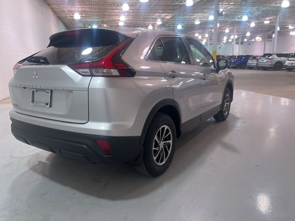 New 2026 Mitsubishi Eclipse Cross ES image 3