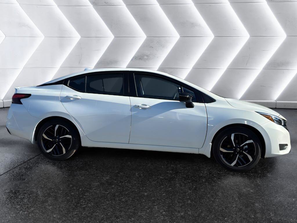 New 2025 Nissan Versa SR w/ Trunk Package image 9