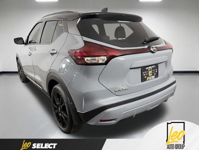 Used 2023 Nissan Kicks SR w/ SR Premium Package FWD image 5