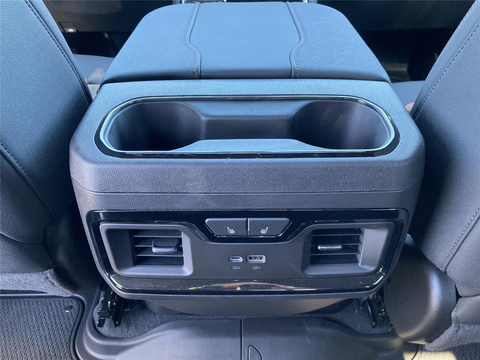 New 2026 GMC Sierra 1500 AT4 w/ AT4 Premium Package image 21