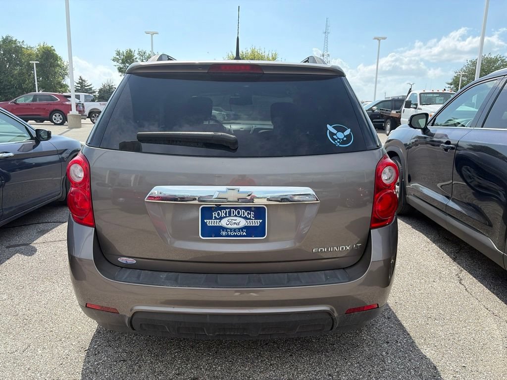 Used 2010 Chevrolet Equinox LT w/ Vehicle Interface Package FWD image 3
