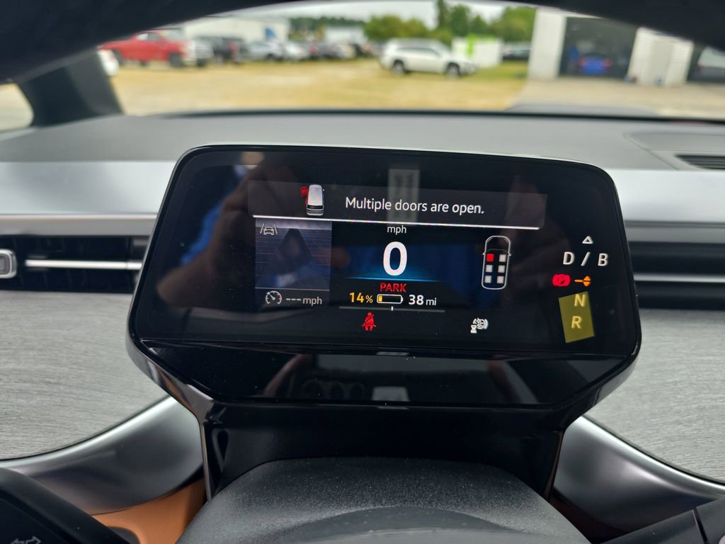 New 2025 Volkswagen ID. Buzz Pro S Plus image 11