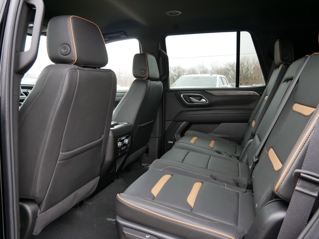 Used 2024 GMC Yukon AT4 image 11