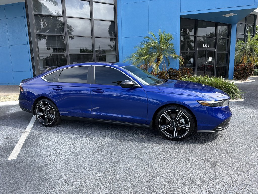 Used 2025 Honda Accord Sport image 29
