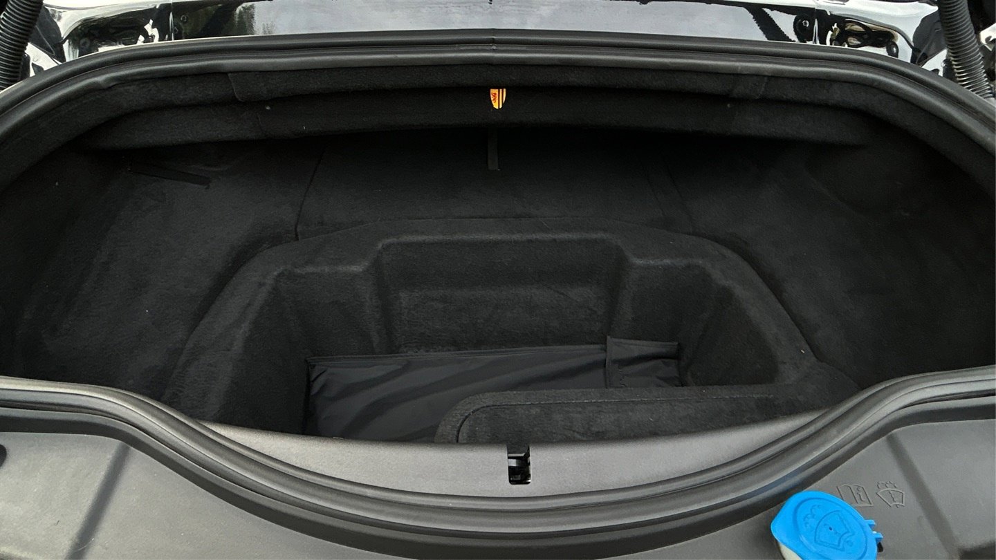 Used 2018 Jaguar F-TYPE Convertible image 9