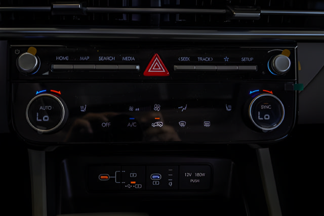 New 2026 Hyundai Tucson SEL FWD image 17