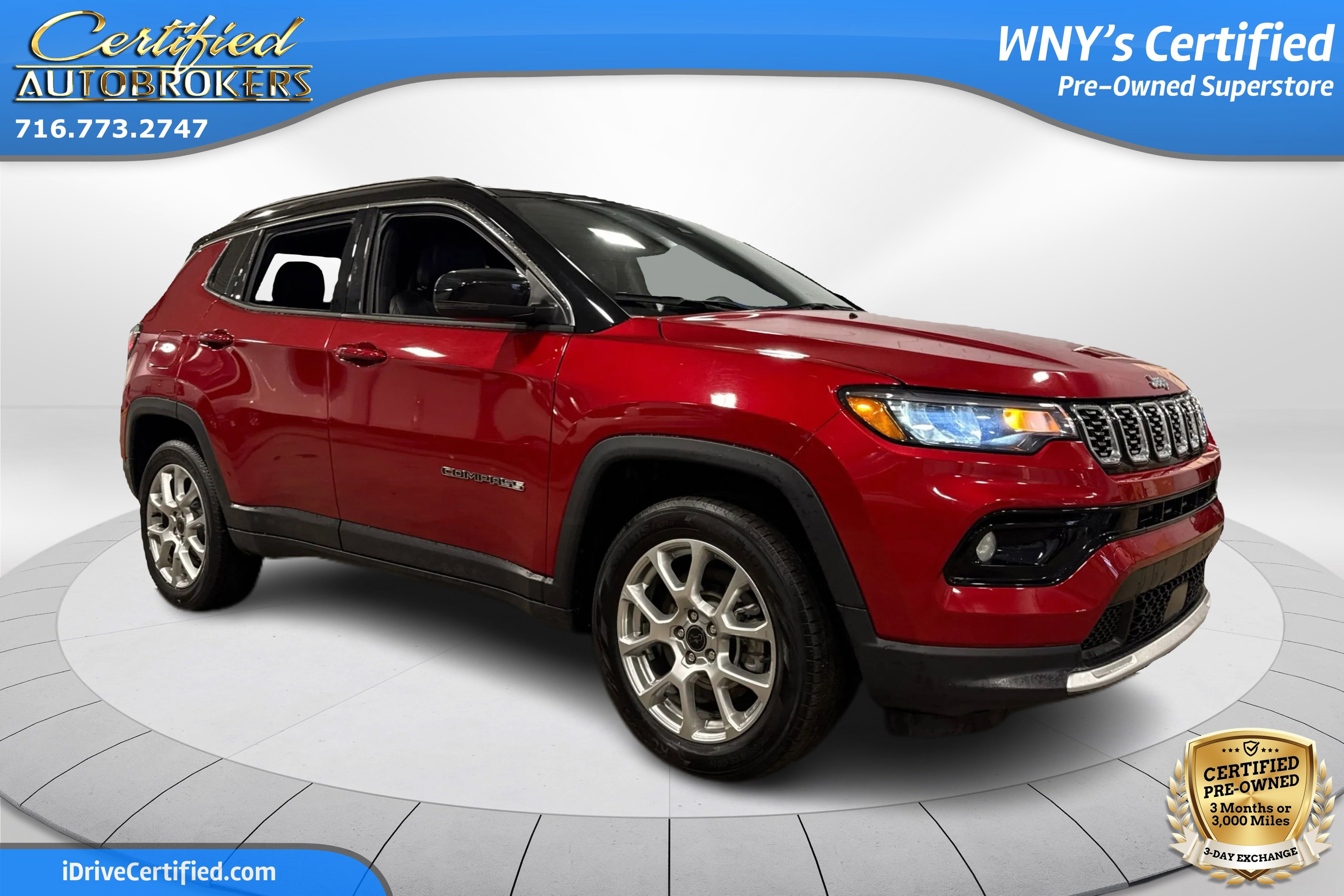 Used 2025 Jeep Compass Limited image 3