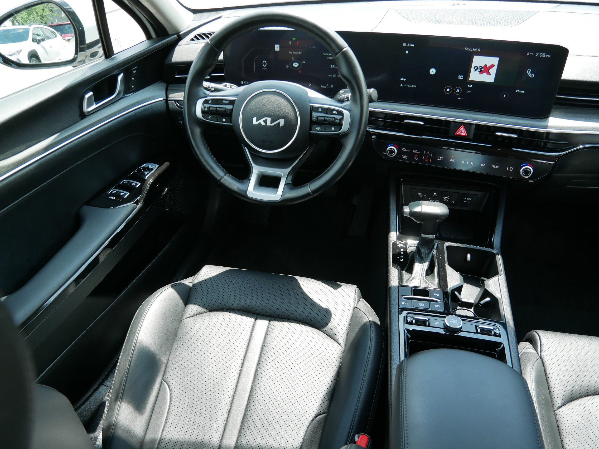 Used 2025 Kia K5 EX FWD image 9