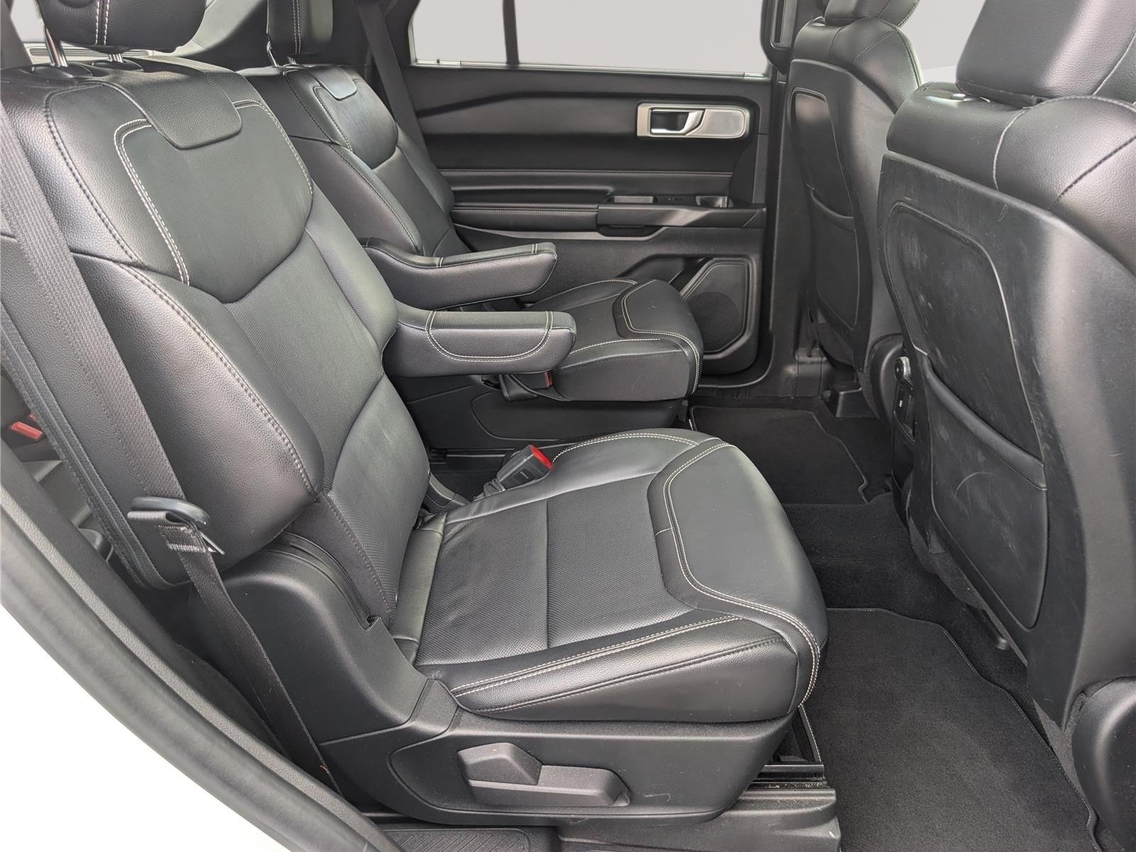 Used 2020 Ford Explorer ST w/ ST Street Pack AWD/4WD image 13