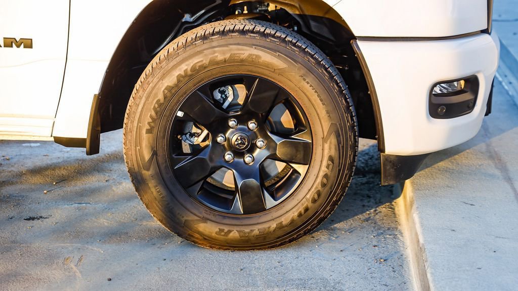 Certified 2025 RAM 1500 Tradesman w/ Night Edition image 11