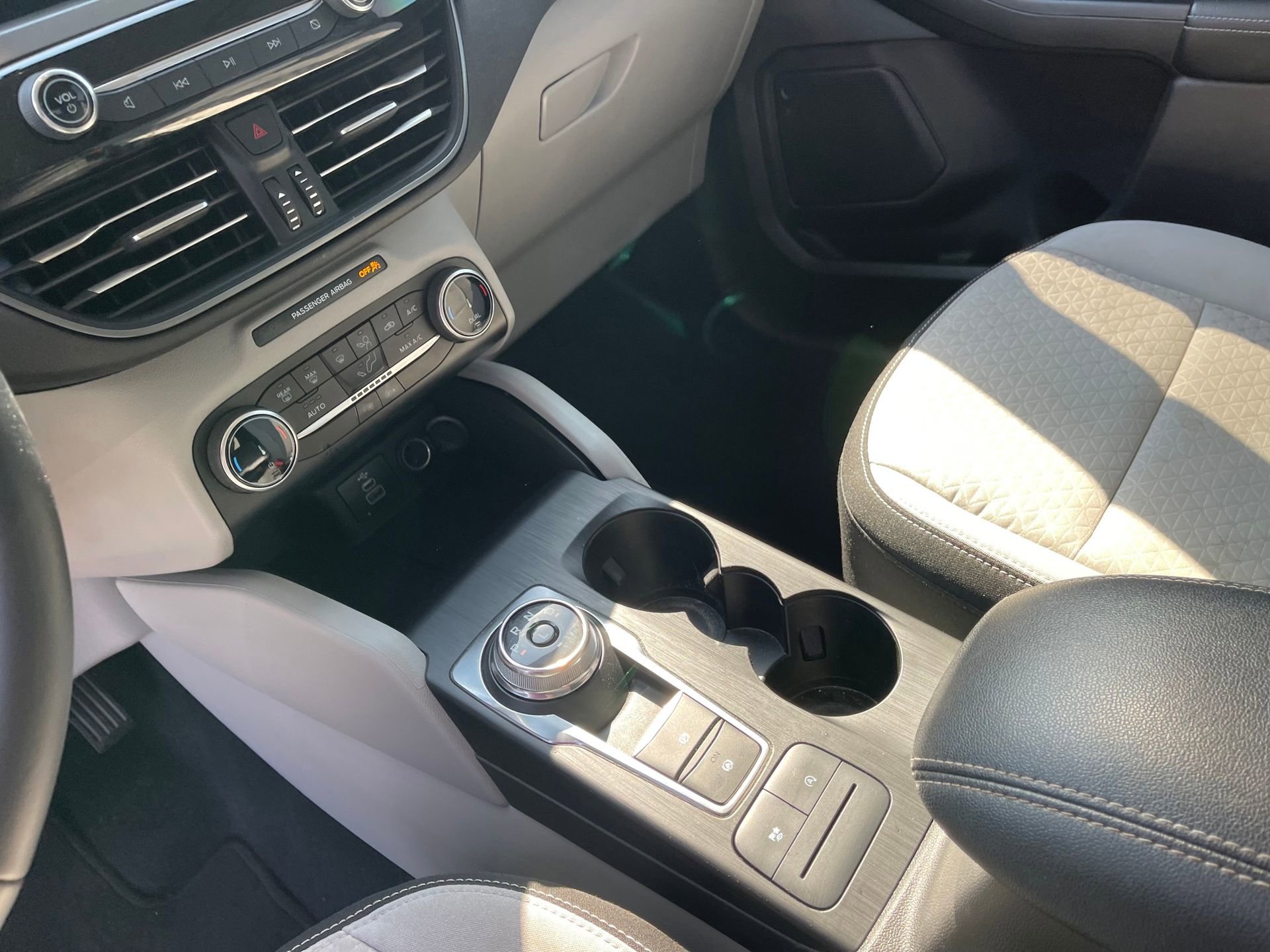 Used 2024 Ford Escape Active image 18