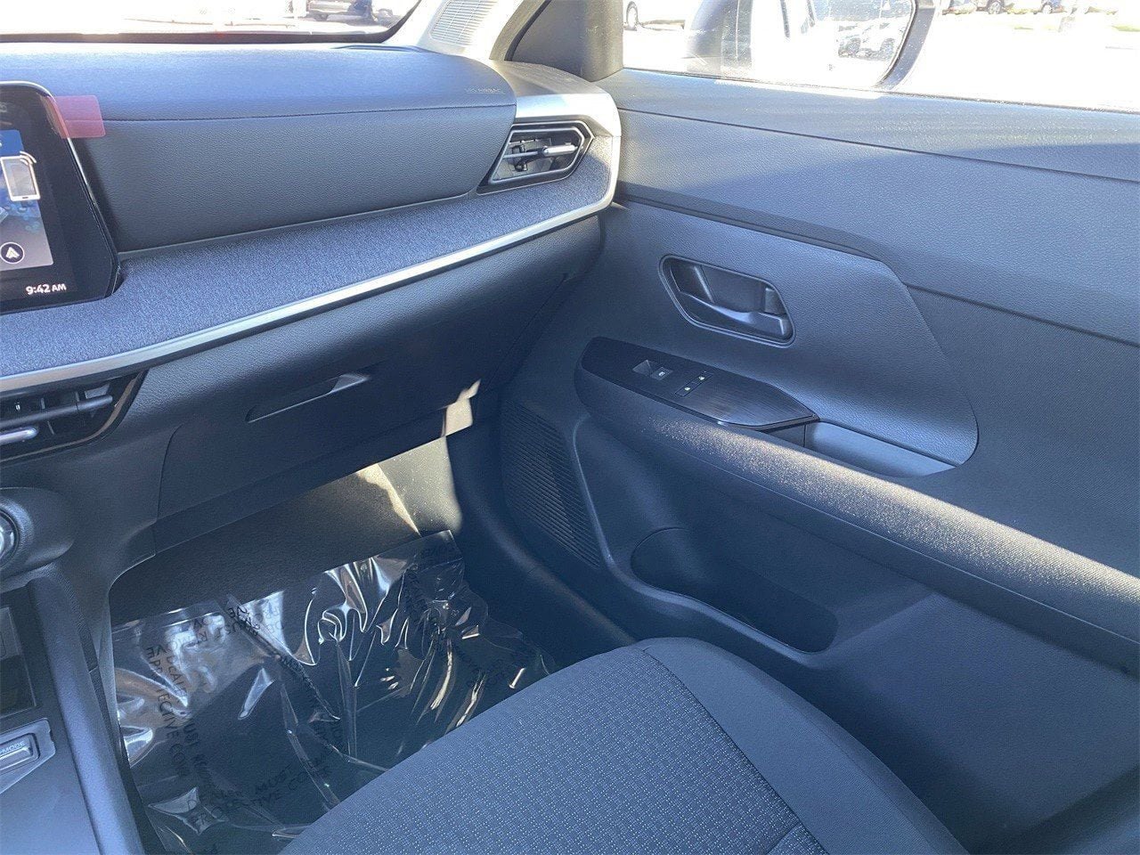 New 2026 Nissan Kicks S FWD image 18