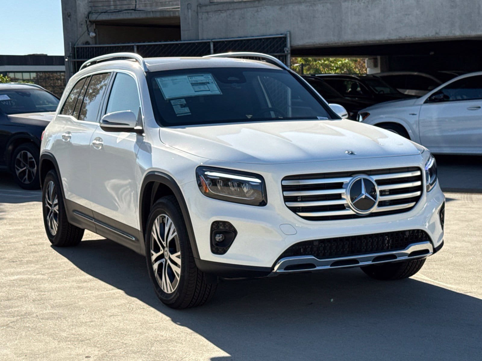 New 2026 Mercedes-Benz GLB 250 4MATIC image 4