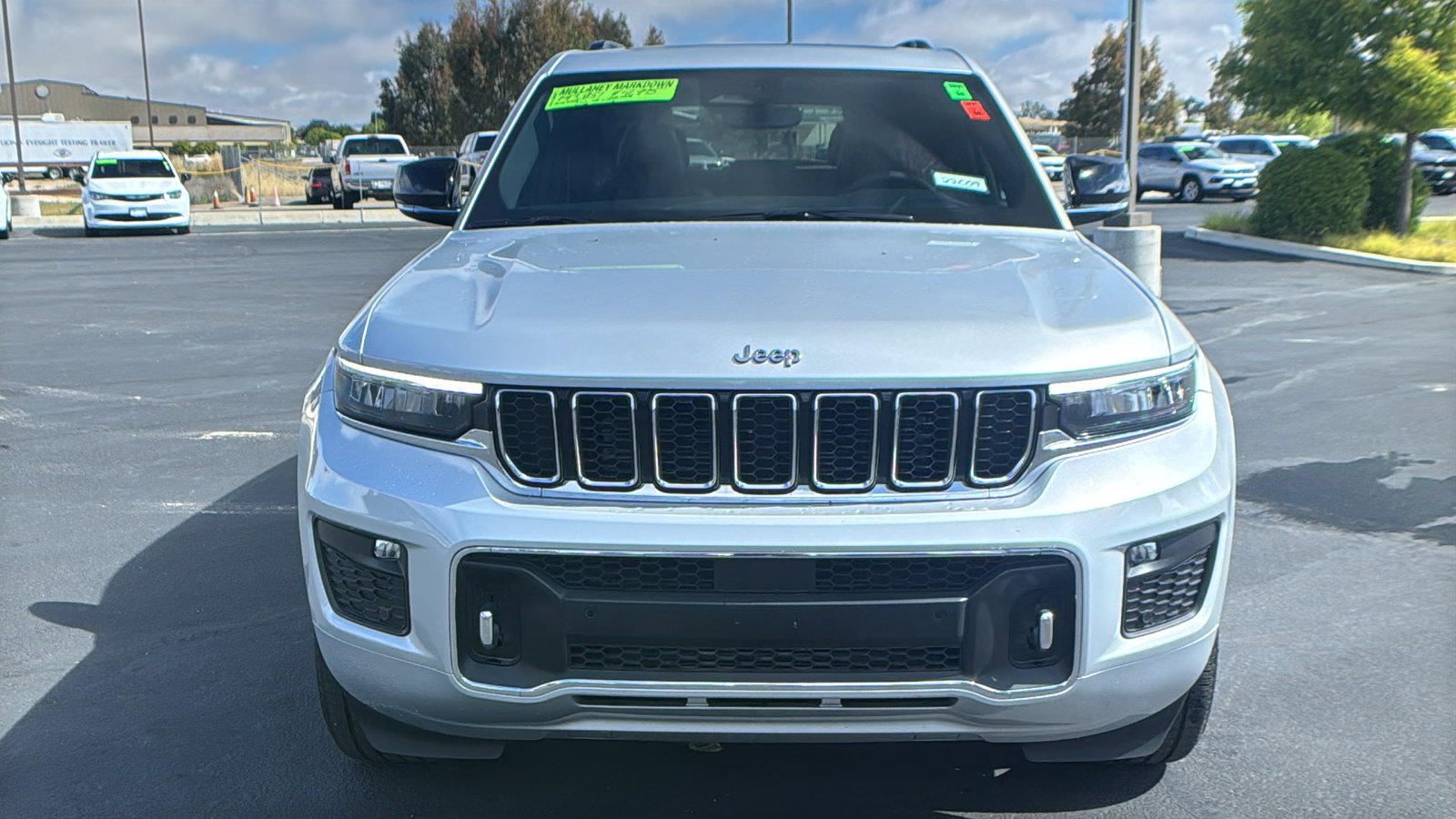 Used 2023 Jeep Grand Cherokee Overland image 8