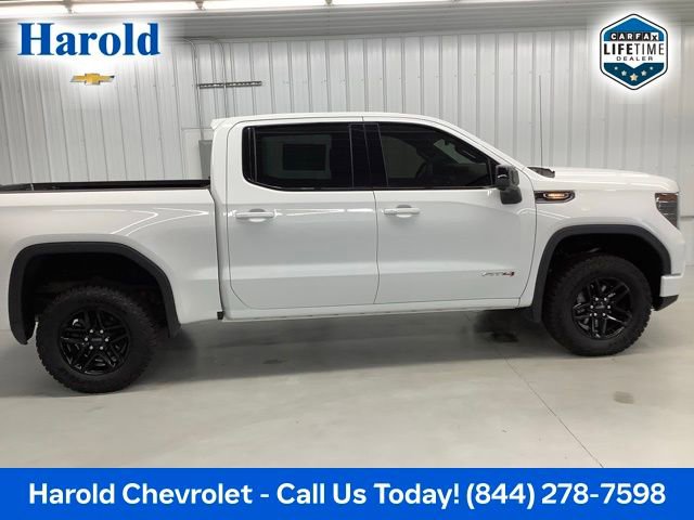 Used 2024 GMC Sierra 1500 AT4 w/ AT4 Preferred Package image 6