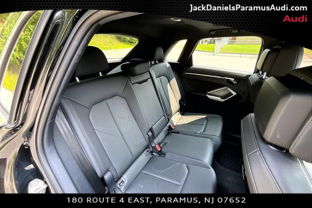 Used 2023 Audi Q3 2.0T Premium w/ Convenience Package AWD/4WD image 19