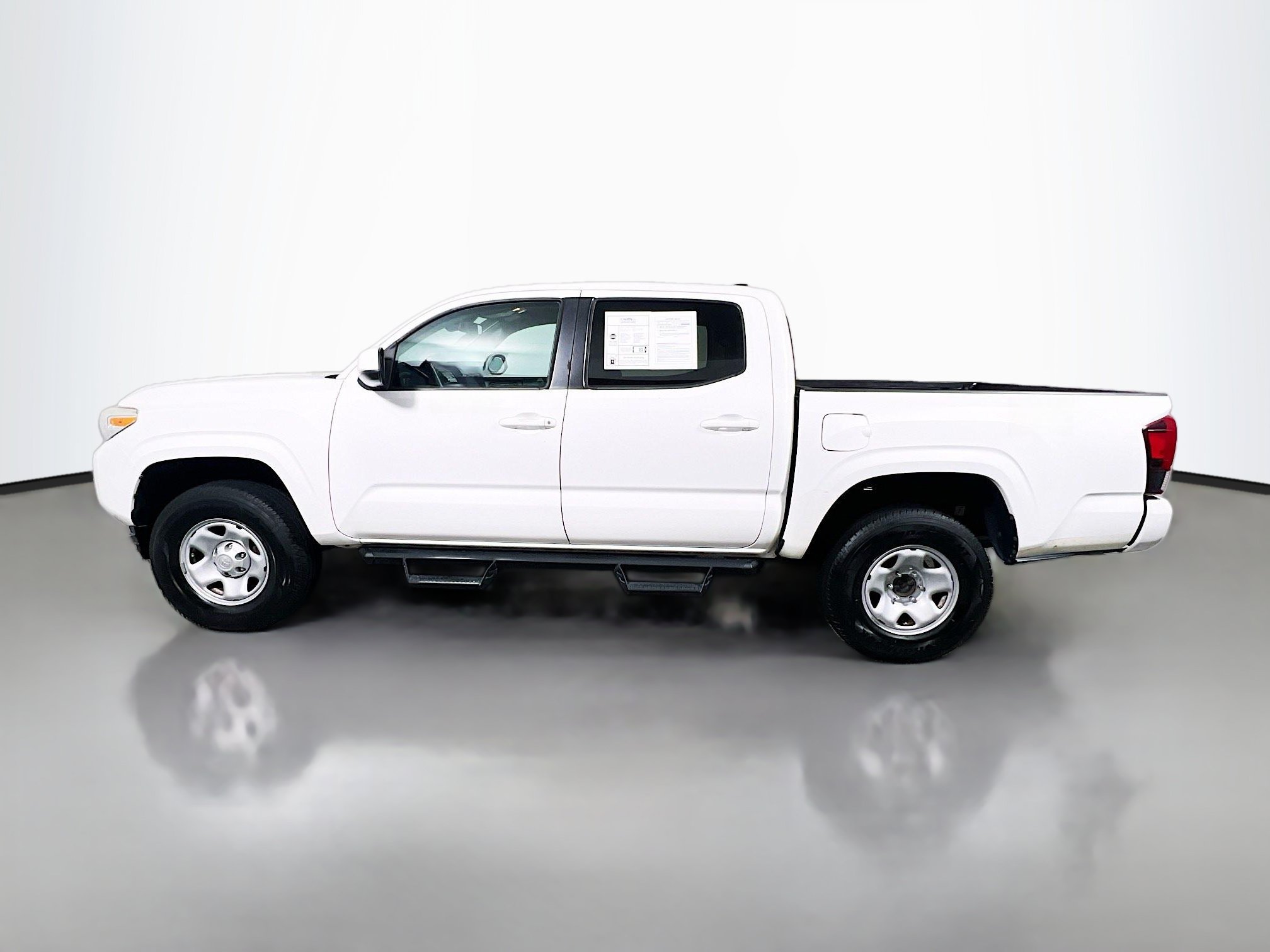 Used 2019 Toyota Tacoma SR w/ SR Convenience Package RWD image 9