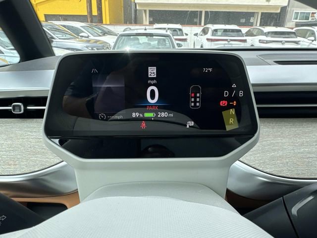 New 2025 Volkswagen ID. Buzz Pro S Plus AWD/4WD image 20