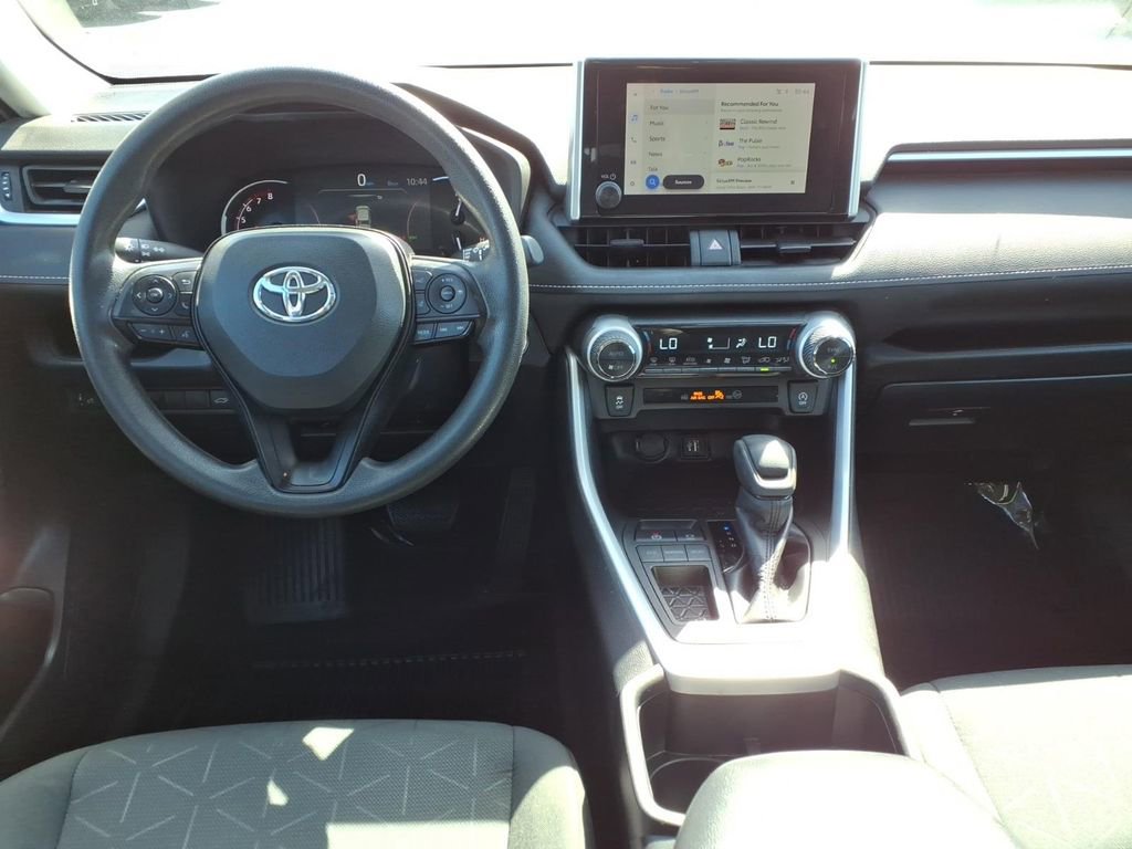 Used 2024 Toyota RAV4 XLE w/ Convenience Package image 13