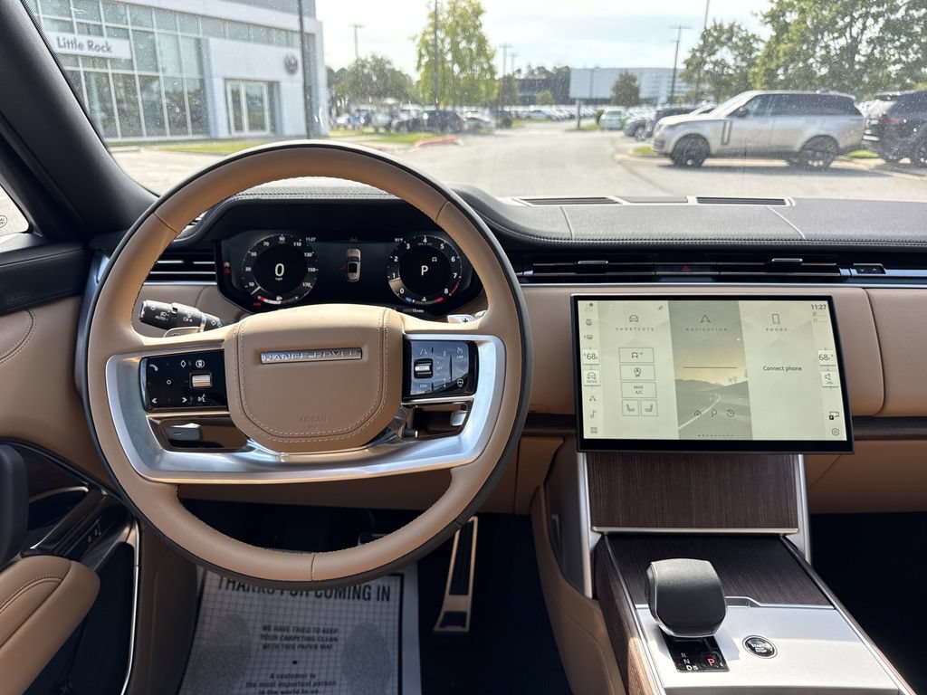 New 2025 Land Rover Range Rover SE AWD/4WD image 4