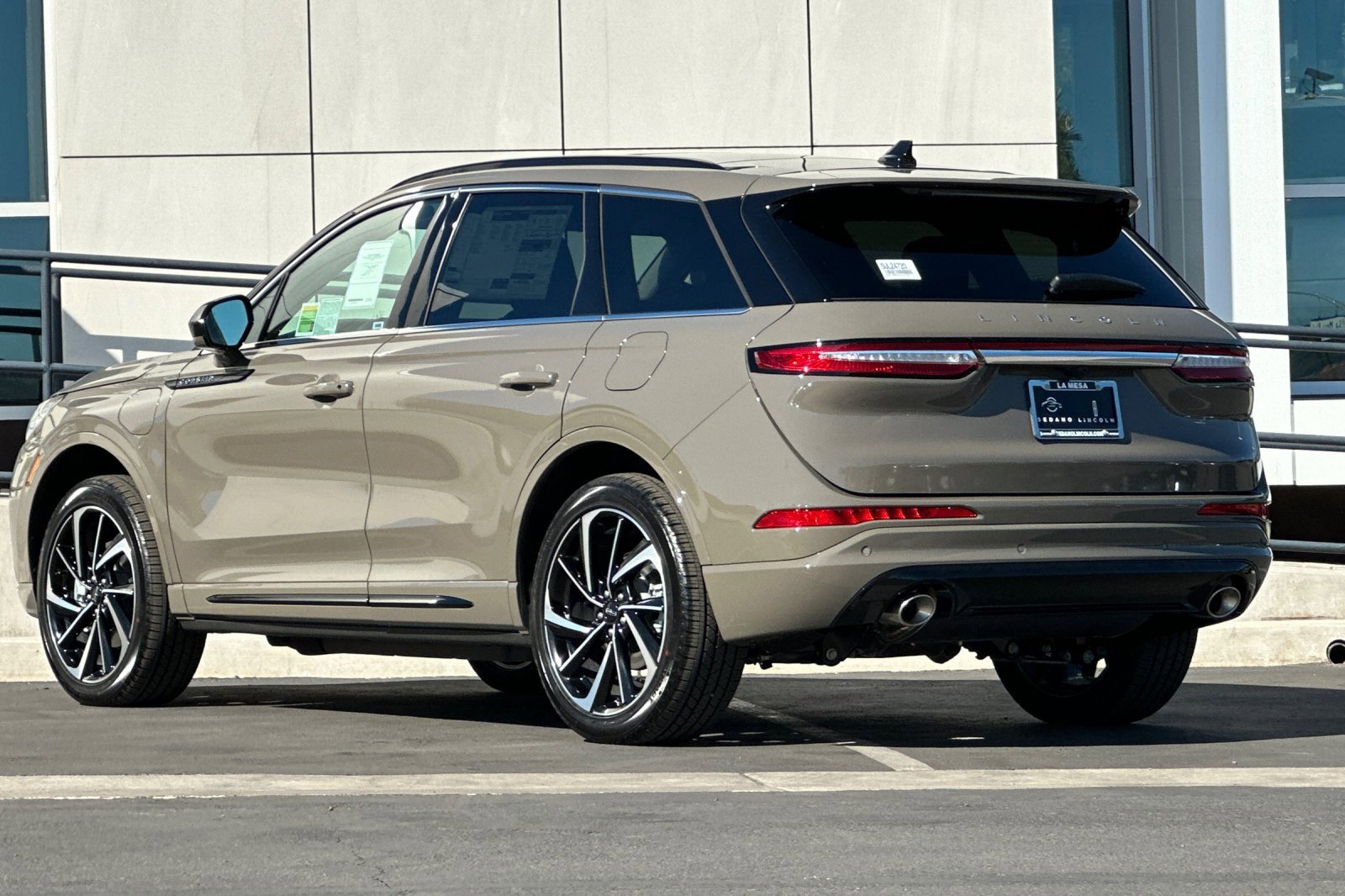 New 2025 Lincoln Corsair Grand Touring image 5