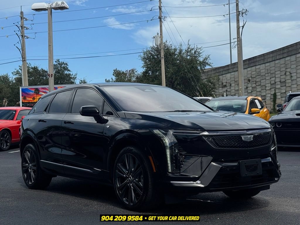 Used 2025 Cadillac Optiq Sport 2 AWD/4WD image 44