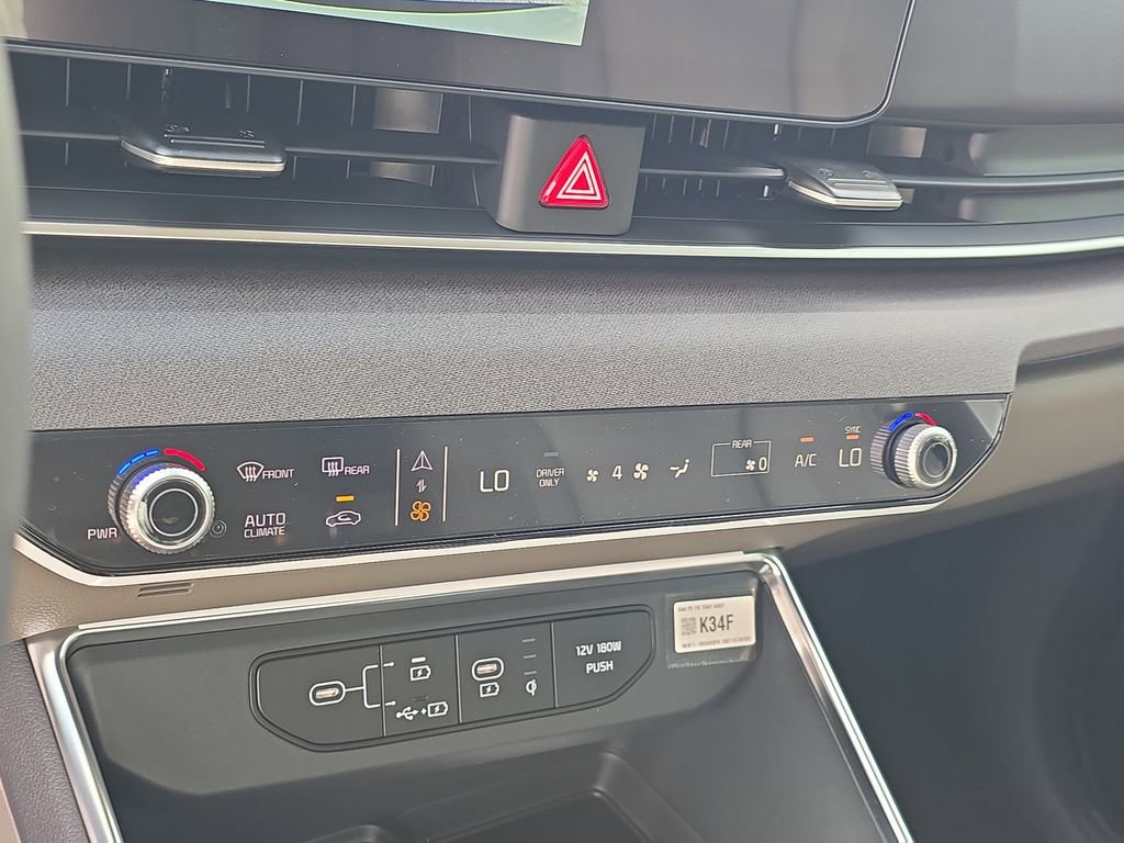 New 2026 Kia Carnival EX image 26