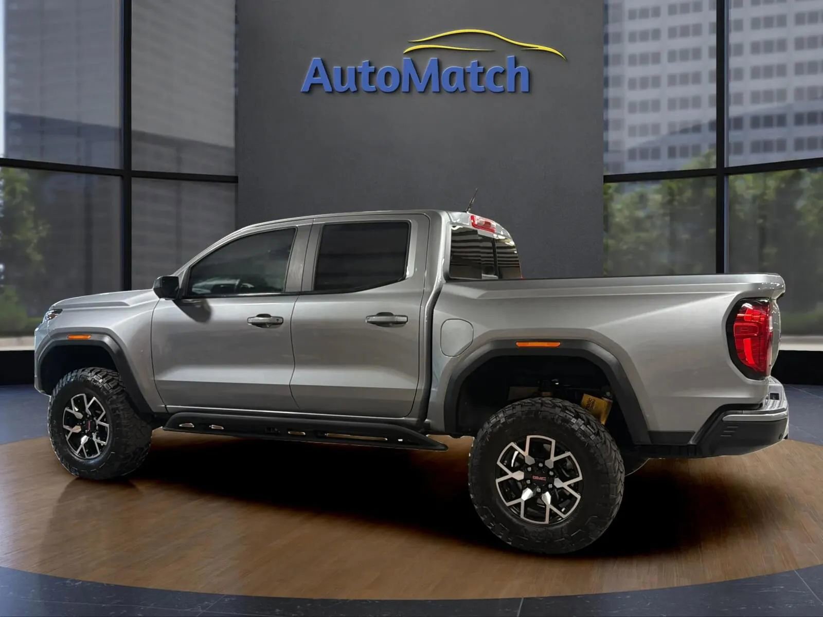Used 2025 GMC Canyon AT4 w/ AT4X Package image 8