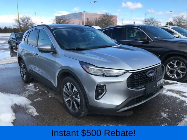 Used 2023 Ford Escape Platinum image 9