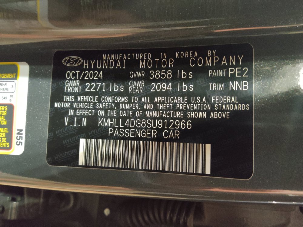 Used 2025 Hyundai Elantra SE w/ Cargo Package FWD image 33
