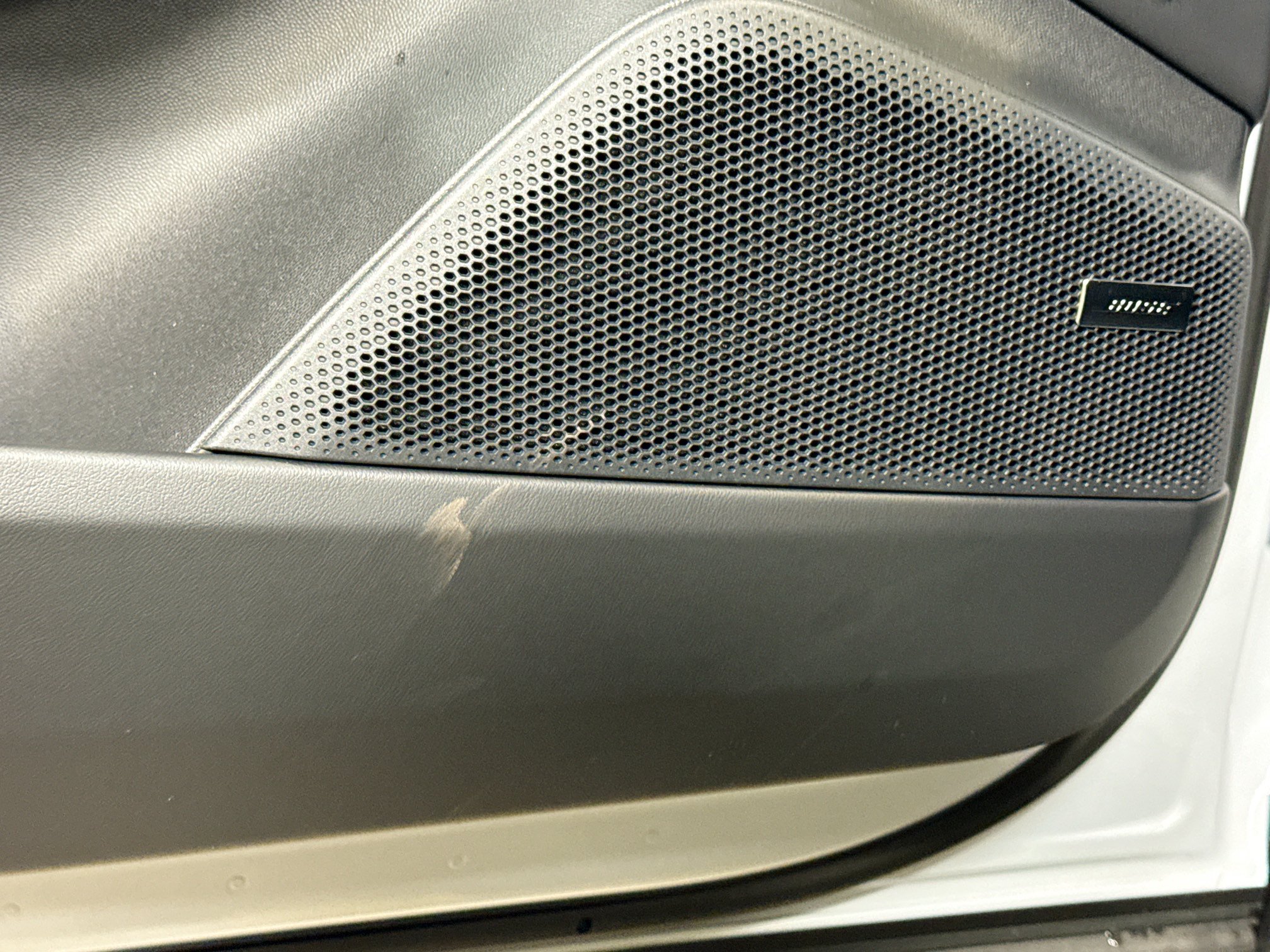 Certified 2026 Porsche Macan Electric RWD image 24