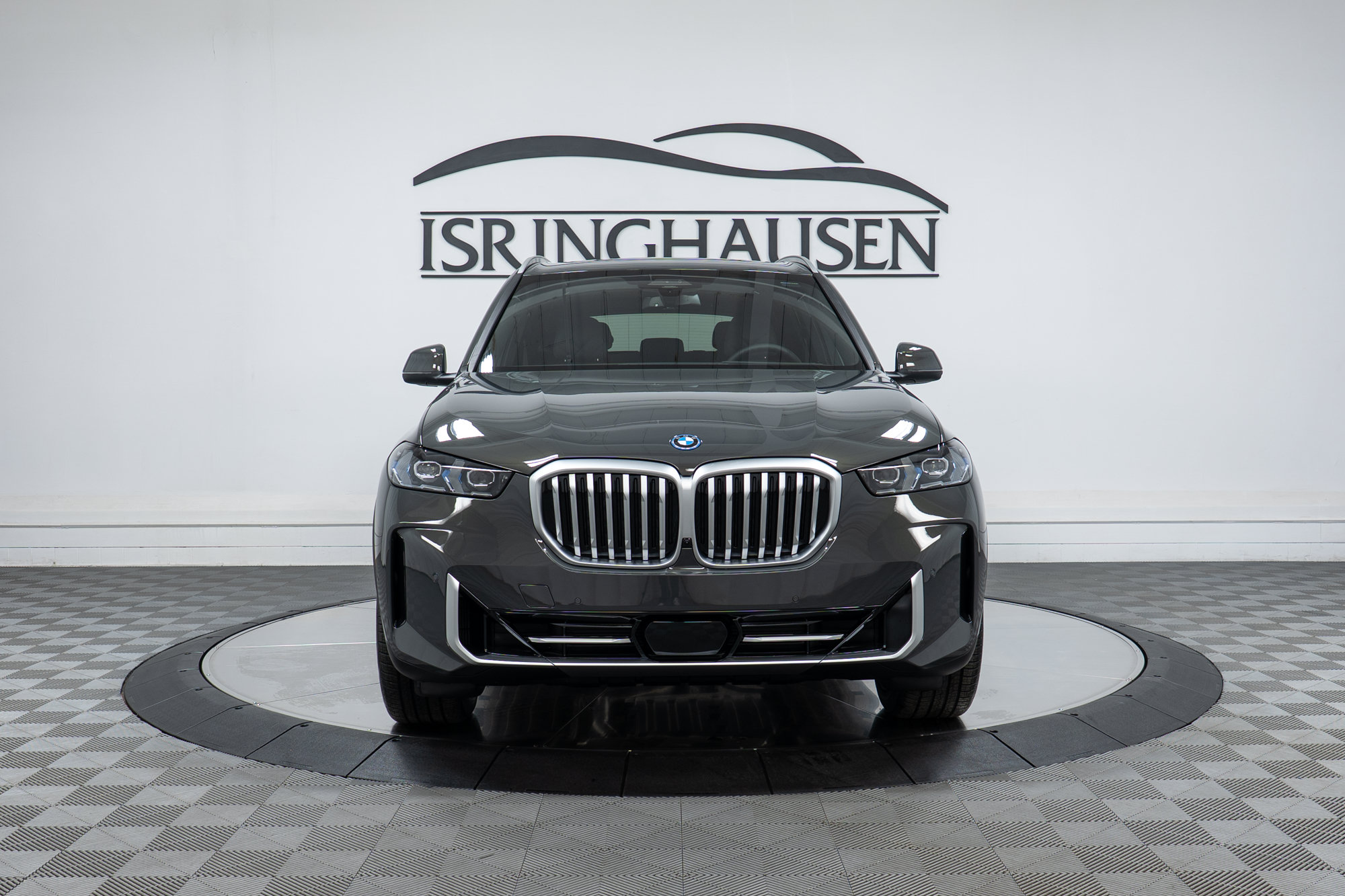 Used 2026 BMW X5 xDrive50e AWD/4WD image 2