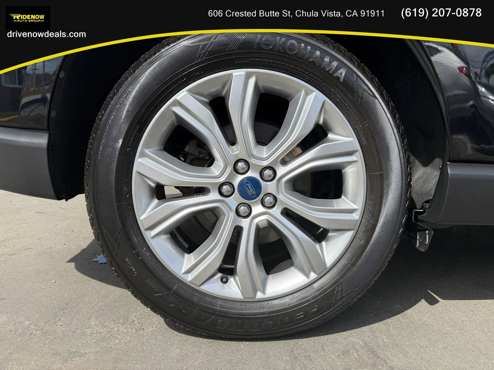 Used 2019 Ford Edge Titanium FWD image 34