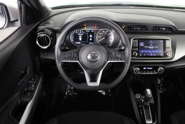 Certified 2019 Nissan Kicks SV FWD image 8