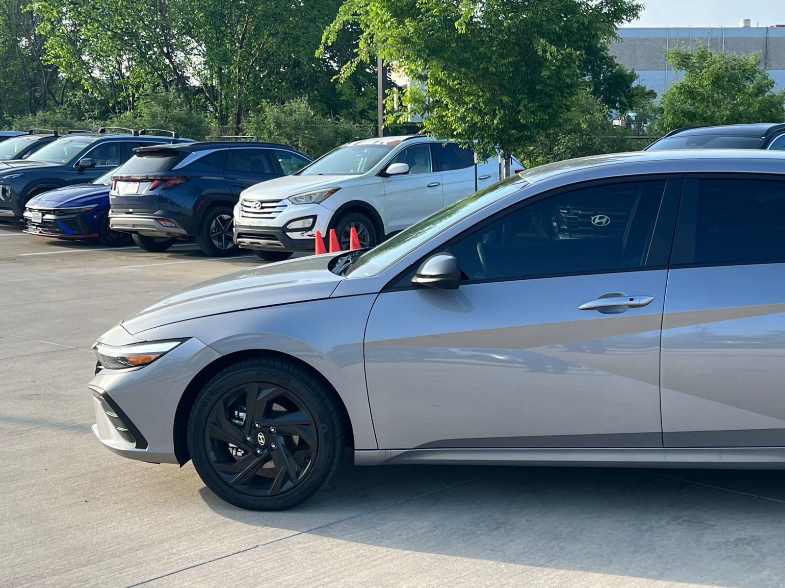 Used 2026 Hyundai Elantra Sport image 7