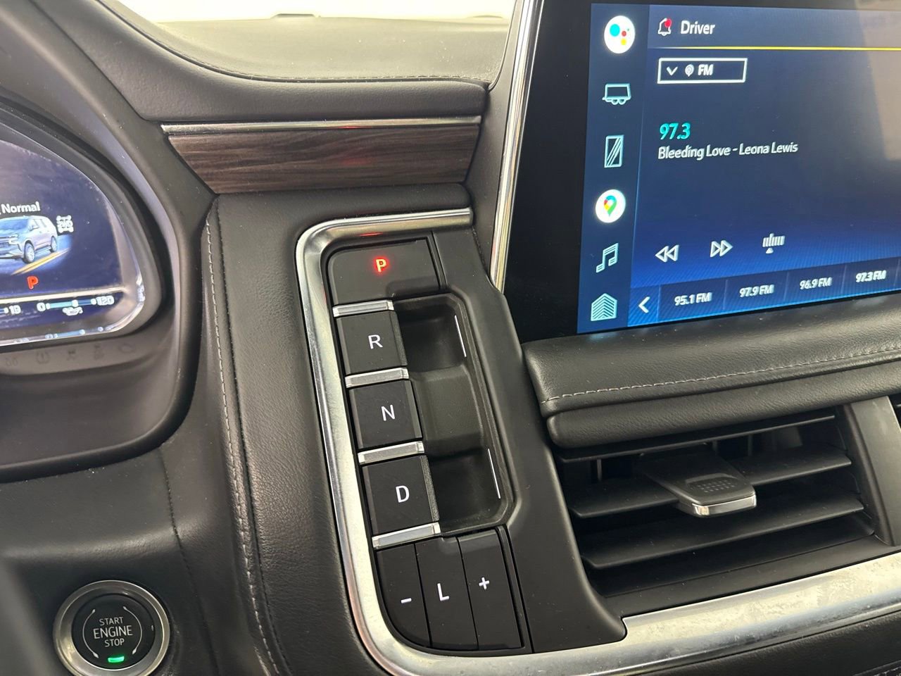 Used 2022 Chevrolet Tahoe Z71 image 21