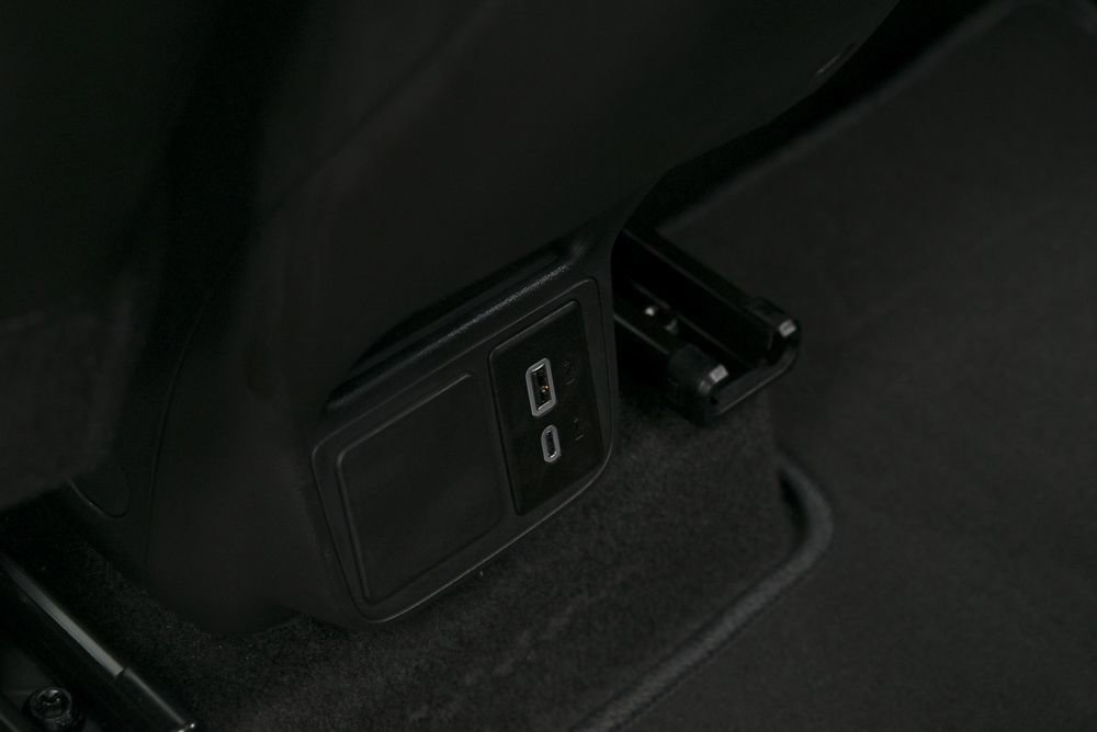 Used 2025 Buick Encore GX Sport Touring w/ Experience Buick Package FWD image 35