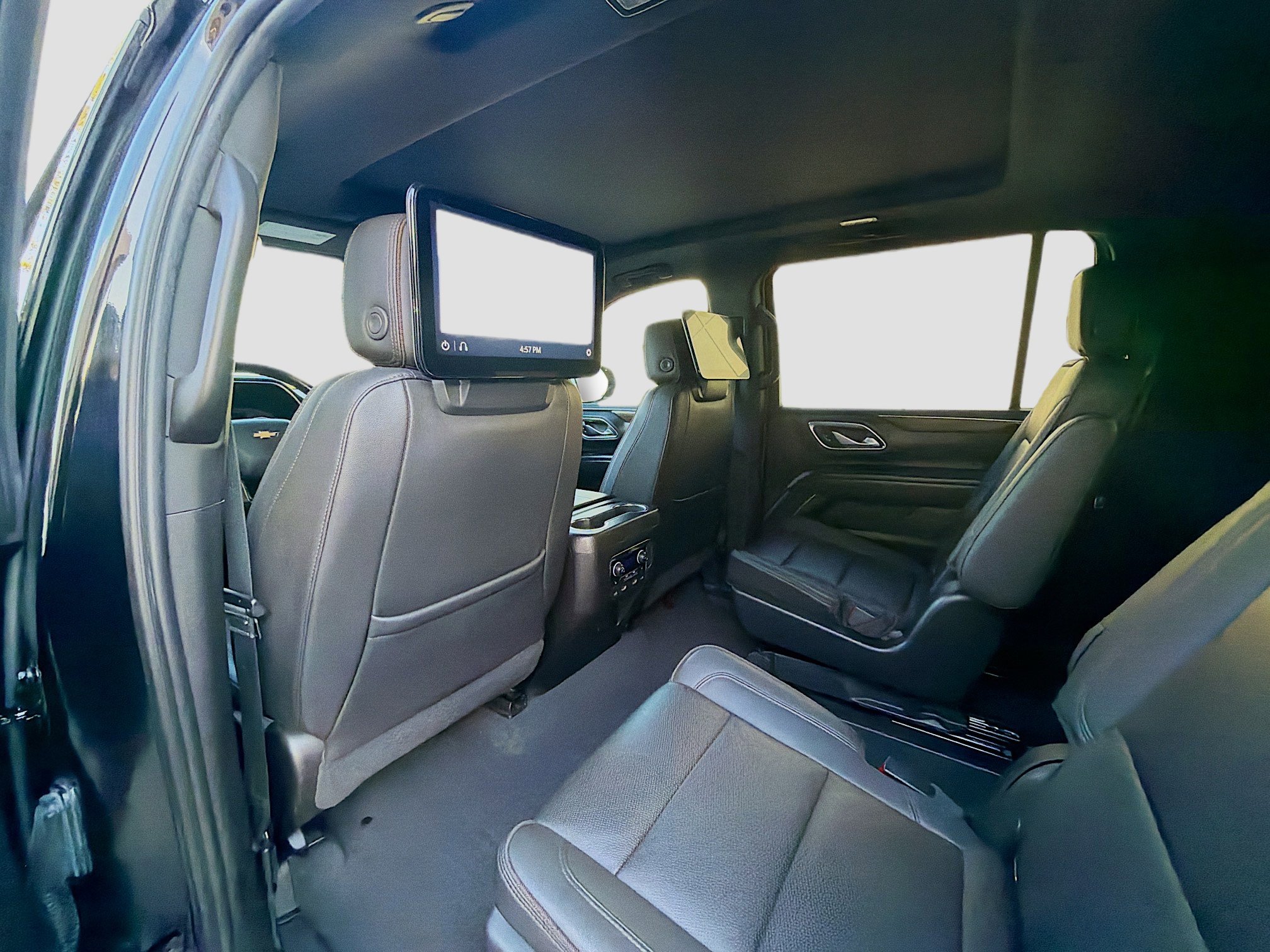 Used 2021 Chevrolet Suburban High Country image 26