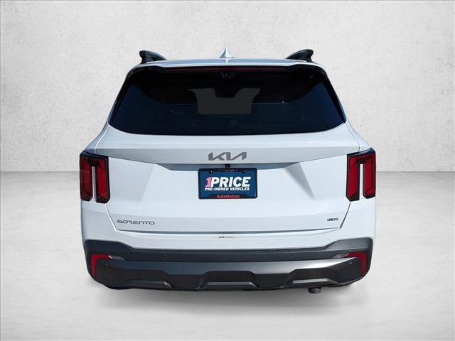 Used 2024 Kia Sorento SX Prestige image 4