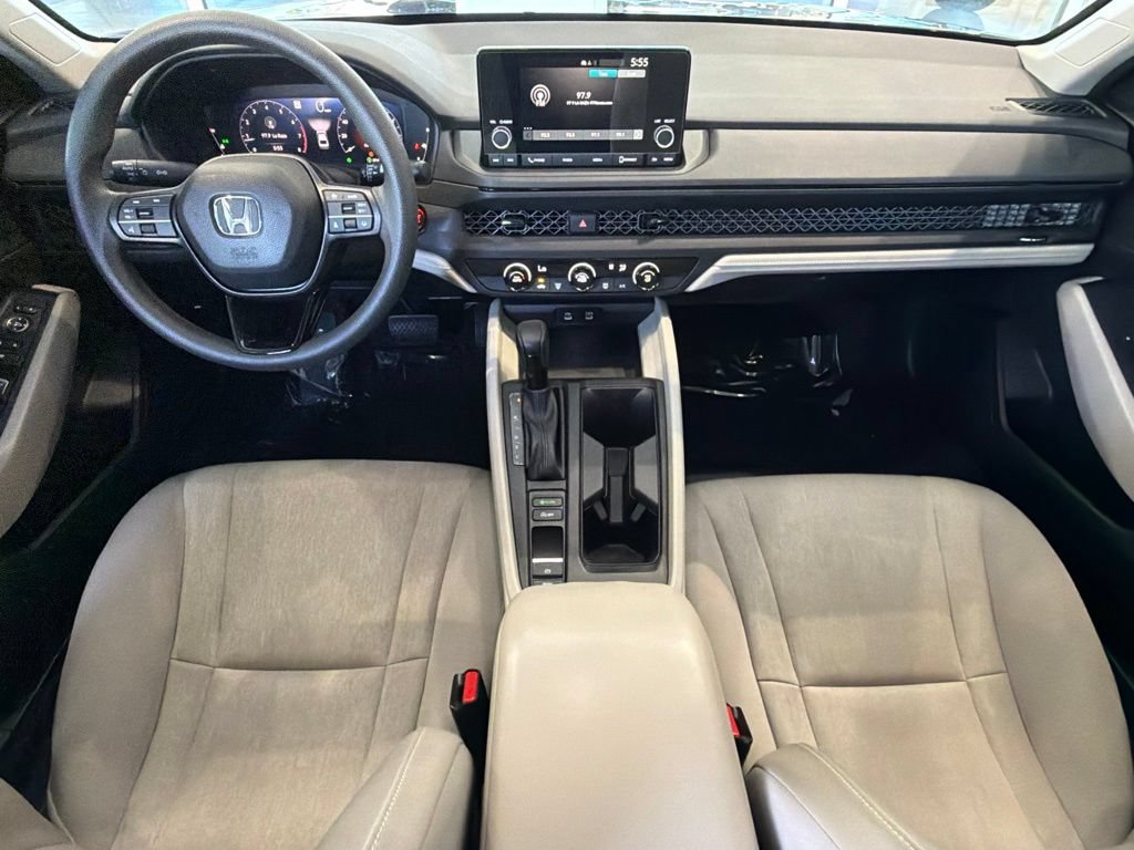 Used 2023 Honda Accord LX image 31