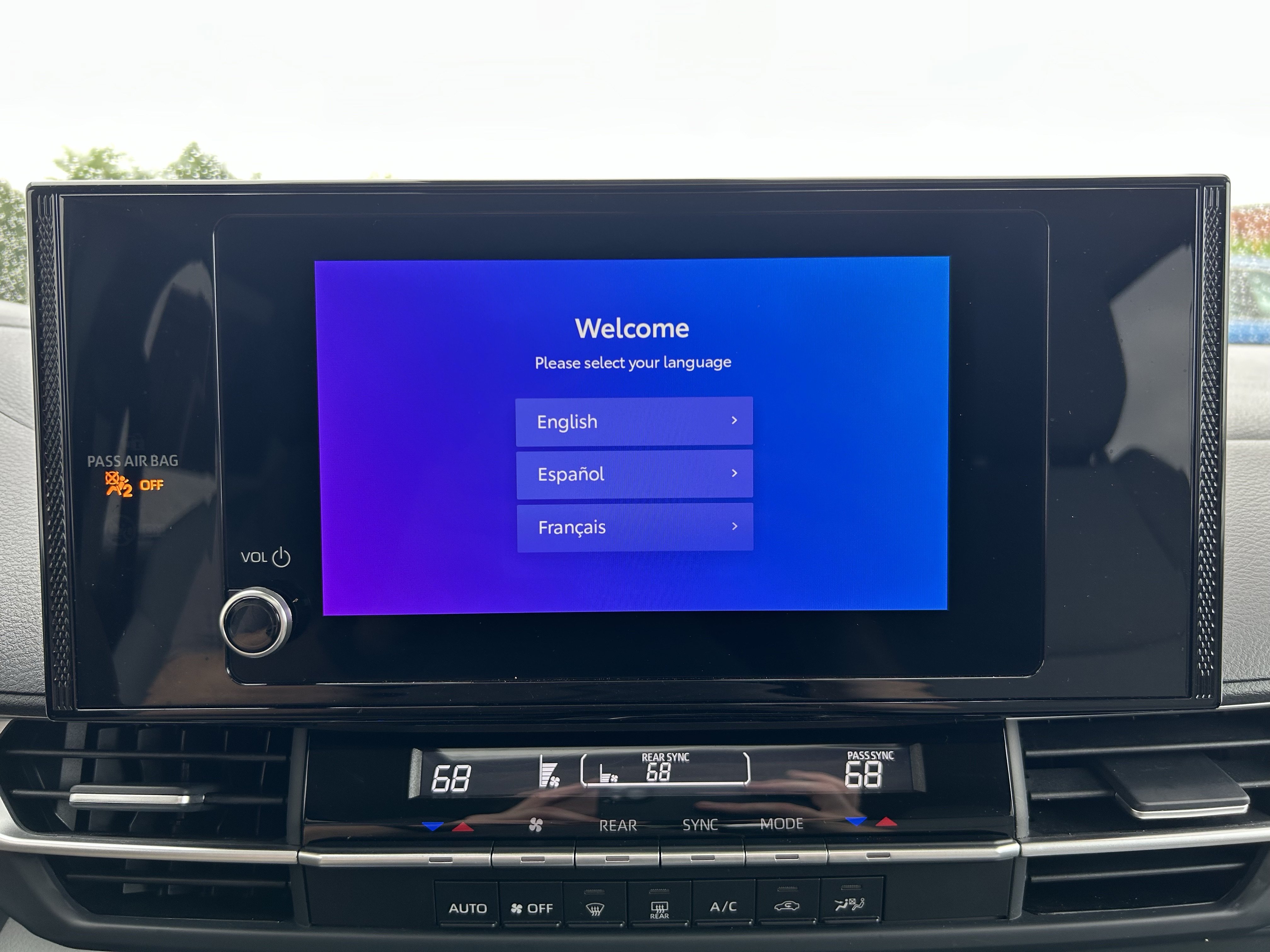 Certified 2025 Toyota Sienna LE w/ LE Plus Package AWD/4WD image 30