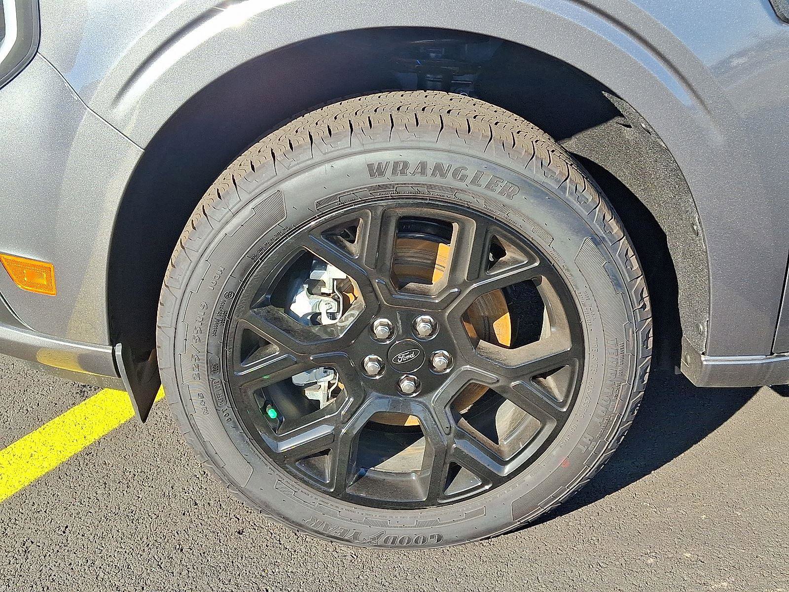 New 2025 Ford Maverick Lobo image 6