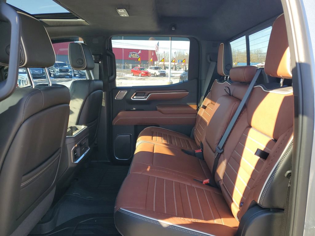 Used 2025 GMC Sierra 1500 Denali Ultimate image 30
