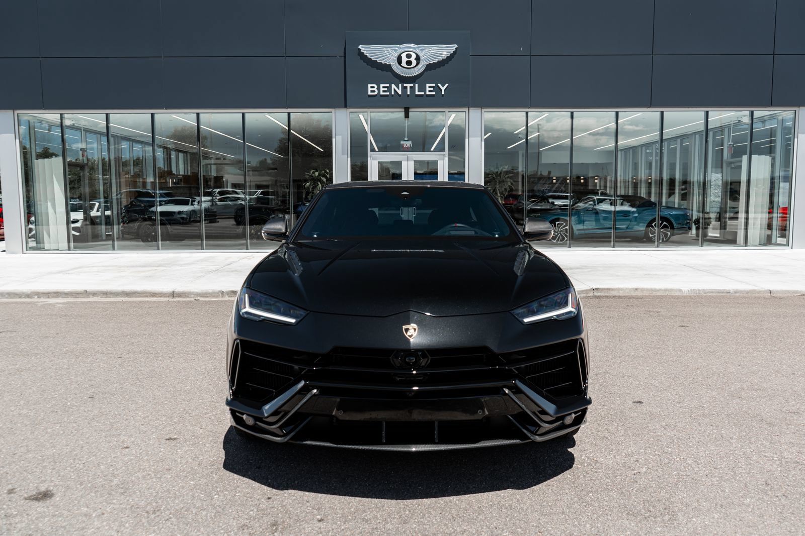 Used 2023 Lamborghini Urus Performante AWD/4WD image 20